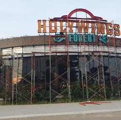 Ini Dia 12 Outlet Holywings yang Dicabut Izinnya oleh Anies!