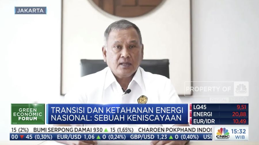 Sekjen Kementerian ESDM Ego Syahrial dalam acara green economic forum (Tangkapan layar CNBC Indonesia TV)