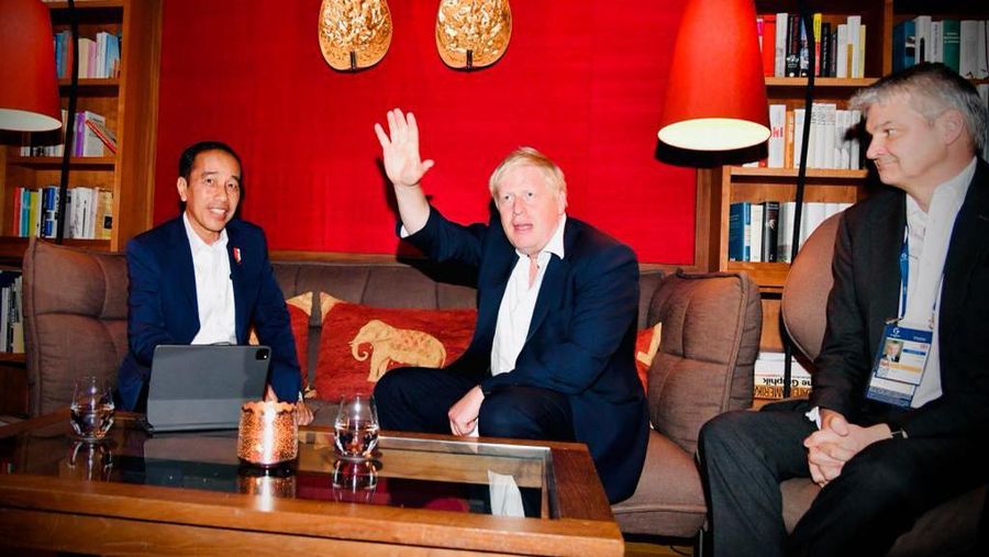 Presiden Joko Widodo mengajak negara-negara G7 untuk berkontribusi memanfaatkan peluang investasi di sektor energi bersih di Indonesia.