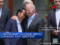 Jokowi-Biden Mesra di KTT G7