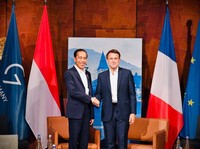 Jokowi Bertemu Presiden Macron, Bicara Upaya Hentikan Perang