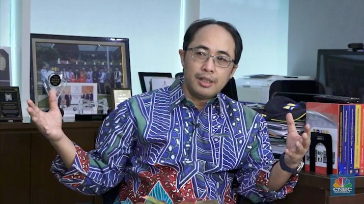 Staf Ahli Menteri Bidang Teknologi, Industri, dan Lingkungan. Endra S. Atmawidjaja (Dok: CNBC IndonesiaTV) Staf Ahli Menteri Bidang Teknologi, Industri, dan Lingkungan. Endra S. Atmawidjaja (Dok: CNBC IndonesiaTV)