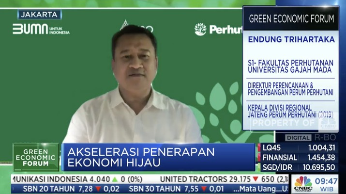 Direktur Utama Direktur Perencanaan dan Pengembangan Perhutani Endung Trihartaka dalam acara Green Economic Forum 2022. (Tangkapan layar CNBC Indonesia TV) Direktur Utama Direktur Perencanaan dan Pengembangan Perhutani Endung Trihartaka dalam acara Green Economic Forum 2022. (Tangkapan layar CNBC Indonesia TV)