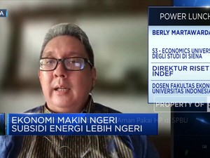Ekonom: Beli Pertalite Lewat Aplikasi, Aman Pakai HP di SPBU?
