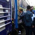Potret Jokowi & Iriana Naik Kereta Menuju Ukraina