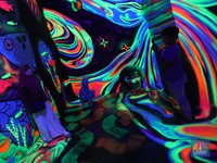Intip Serunya Nikmati Karya Seni Glow in The Dark di Jakarta