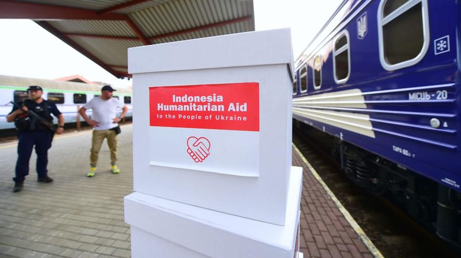 Presiden Jokowi dan Ibu Iriana menggunakan Kereta Luar Biasa yang disiapkan oleh Pemerintah Ukraina sebagaimana digunakan pula oleh pemimpin negara yang berkunjung ke Ukraina beberapa waktu lalu. (Dok: Biro Pers Sekretariat Presiden)