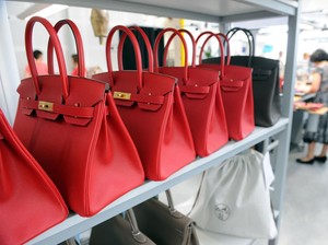 Walmart Jual Hermes Birkin Versi KW, Bikin Aslinya Hilang Harga Diri
