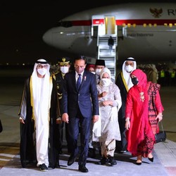 Presiden Jokowi Tiba di Abu Dhabi, Ini Agendanya