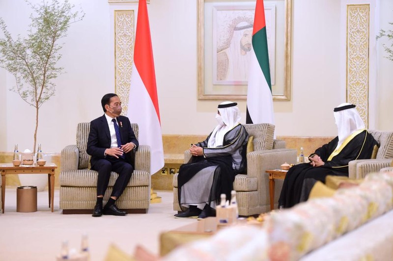 foto/ Jokowi ketemu Syeh Uni Emirat di Abu Dhabi/ Foto: Muchlis Jr - Biro Pers Sekretariat Presiden foto/ Jokowi ketemu Syeh Uni Emirat di Abu Dhabi/ Foto: Muchlis Jr - Biro Pers Sekretariat Presiden