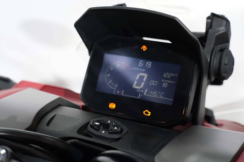 Honda ADV 160 dijual dengan dua tipe ABS dan CBS dan total 6 varian warna. (Dok: Astra Honda Motor) Honda ADV 160 dijual dengan dua tipe ABS dan CBS dan total 6 varian warna. (Dok: Astra Honda Motor)