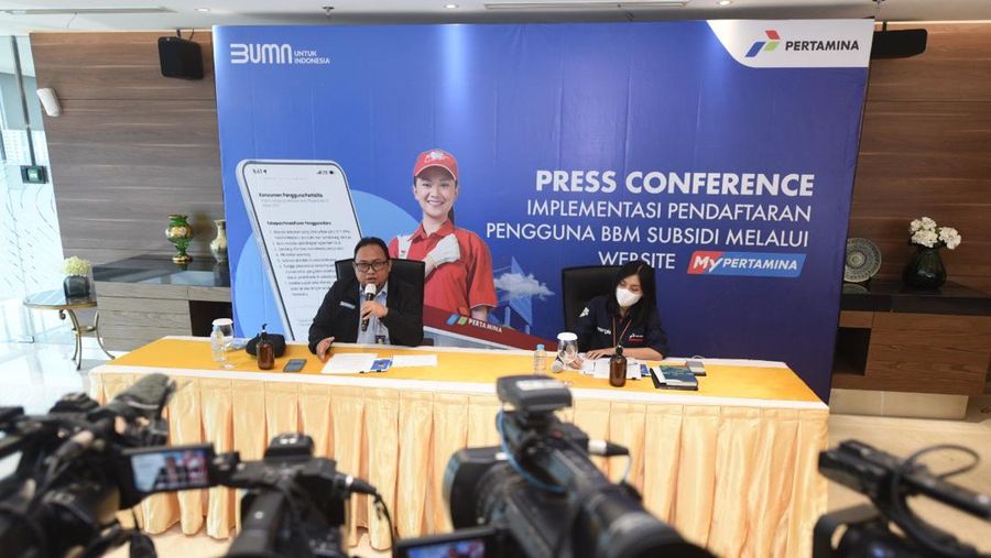 Konferensi Pers Pendaftaran Pengguna BBM Subsidi