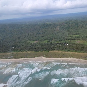 Jokowi Kebut Proyek 'Jalan Lingkar Raksasa' di Tepi Samudra