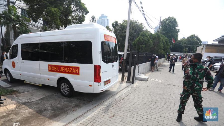 Menteri Pendayagunaan Aparatur Negara dan Reformasi Birokrasi Tjahjo Kumolo meninggal di RS Abdi Waluyo, Jakarta, Jumat (1/7/2022) pukul 11.10 WIB. (CNBC Indonesia/Andrean Kristianto)