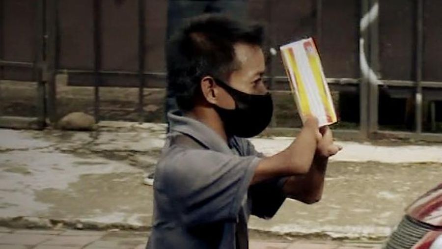 Penjual tisu disabilitas (Dok: berbuatbaik.id)