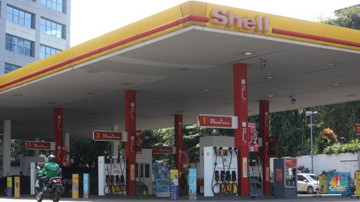 Pom bensin Shell Gatot Subroto, Jakarta, Jumat (1/7/2022). (CNBC Indonesia/Andrean Kristianto) Pom bensin Shell Gatot Subroto, Jakarta, Jumat (1/7/2022). (CNBC Indonesia/Andrean Kristianto)