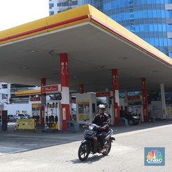 Harga BBM di SPBU Shell Ikut Turun!