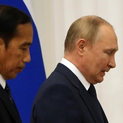 Intip Lagi Momen-momen Putin & Jokowi Bertemu