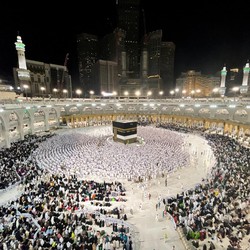Wisata Arab Saudi Cuan Rp 2.700 T dari Haji, Setara Pendapatan RI!