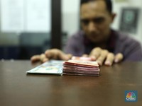 The Fed Rilis Risalah Rapat, Dolar Menguat Sentuh Rp16.200