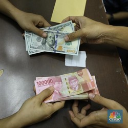 Gegara AS, Dolar Berbalik Naik ke Rp16.140