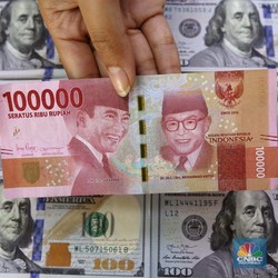 Analisa Penyebab Rupiah Lesu, Dolar AS Bisa ke Rp16.000?