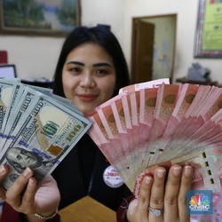 Investor Pasang Kuda-kuda Tunggu Data BI, Rupiah Melemah