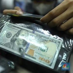 Paksa Eksportir Simpan Dolar Lebih Lama di RI, Ampuh Buat Jaga Rupiah?