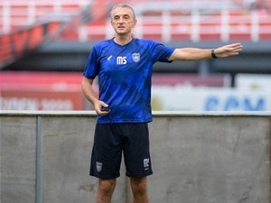 Profil Milomir Seslija, Eks Pelatih PSM Makassar Kini Tangani Persis Solo