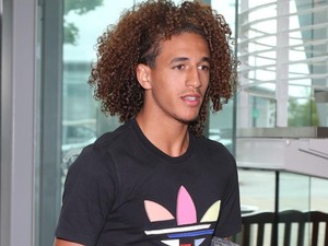 Baru Dipinjamkan MU ke Sevilla, Pemain Muda Ini Langsung Diasingkan