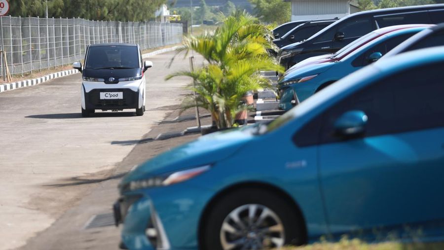 xEV Center” yang merupakan fasilitas pembelajaran dan pengembangan kapabilitas elektrifikasi serta energi hijau milik PT Toyota Motor Manufacturing Indonesia (TMMIN). (CNBC Indonesia/Muhammad Sabki)
