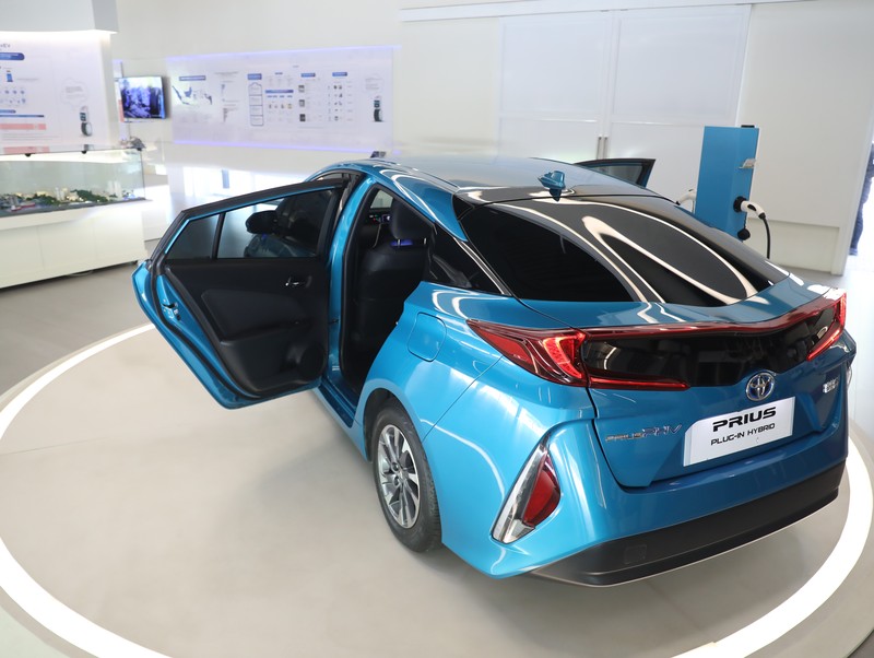 xEV Center” yang merupakan fasilitas pembelajaran dan pengembangan kapabilitas elektrifikasi serta energi hijau milik PT Toyota Motor Manufacturing Indonesia (TMMIN). (CNBC Indonesia/Muhammad Sabki) xEV Center” yang merupakan fasilitas pembelajaran dan pengembangan kapabilitas elektrifikasi serta energi hijau milik PT Toyota Motor Manufacturing Indonesia (TMMIN). (CNBC Indonesia/Muhammad Sabki)