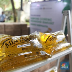 Ini Dia Jurus Perdana Mendag Zulhas Tekan Harga Minyak Goreng