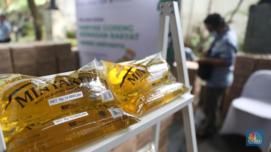 Minyak goreng kemasan rakyat (Minyakita). (CNBC Indonesia/ Muhammad Sabki)