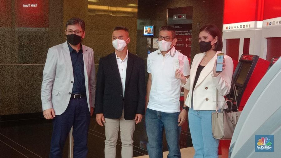 Peresmian Implementasi Layanan Tarik Tunai Tanpa Kartu antara Bank CIMB Niaga dengan Bank KB Bukopin melalui jaringan ATM Bersama, Rabu (6/7/2022). (CNBC Indonesia/Eqqi Syahputra)