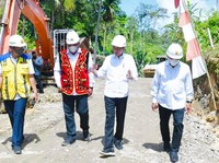 Jokowi Kebut Jalan di Pulau Nias: Rampung Tahun Depan!
