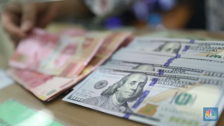 Jreng! Rupiah Berpotensi Tutup Tahun di Kisaran Rp16.000/US$