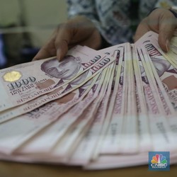 IHSG Ambruk, Kurs Dolar Singapura Cetak Rekor Termahal