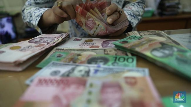 Asia Jadi Lautan Merah di Tengah Perang dan Sikap Fed, Rupiah Cs Ambruk