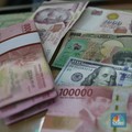 RI Kalah dari Vietnam: Dong Terkuat, Rupiah Terpuruk Lawan Dolar AS