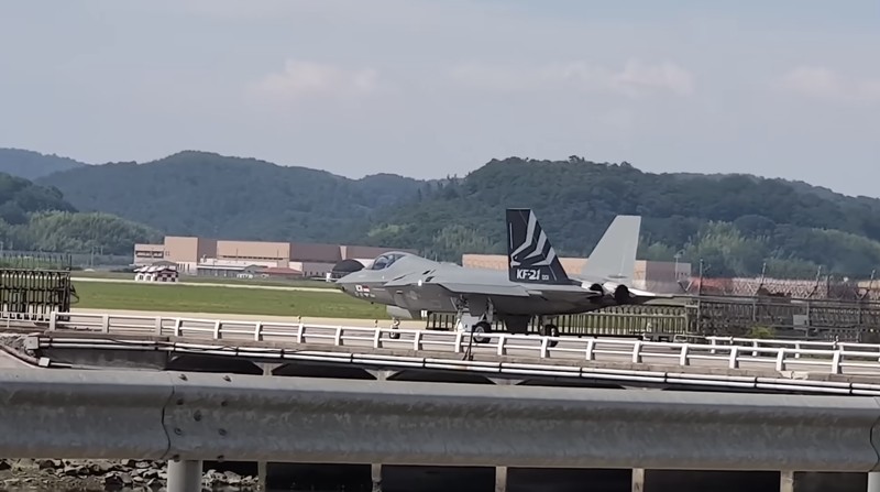 Pesawat KF-21 Pesawat KF-21 (Tangkapan Layar via Youtube @Korea Defense Blog)