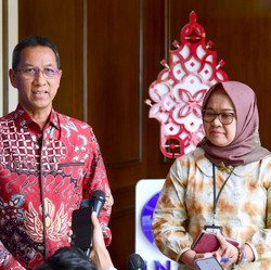 Jokowi Salurkan Sapi 'Raksasa' ke 34 Provinsi Indonesia