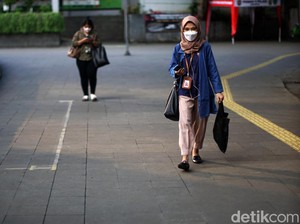 Soroti Pneumonia Misterius China, Dinkes DKI Imbau Pakai Masker di Kondisi Ini