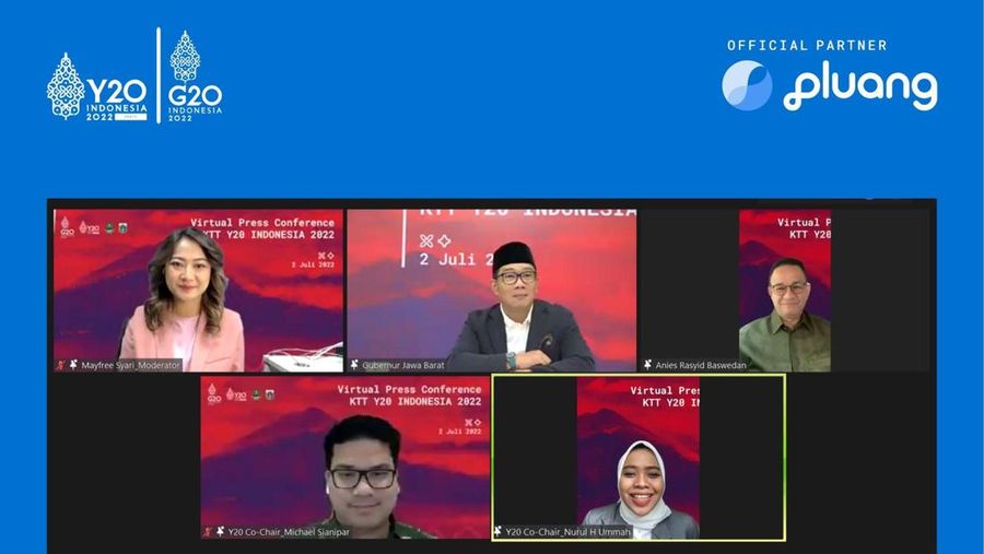 Y20 Pluang