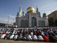 Potret Salat Iduladha dari Berbagai Negara