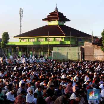 Potret Warga RI yang Jalani Sholat Idul Adha 1443 H Hari Ini