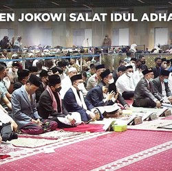 Momen Jokowi Salat Idul Adha