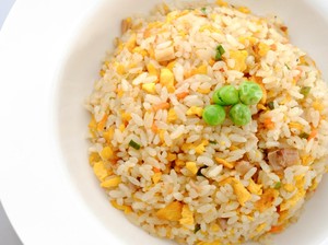 Cara Membuat Nasi Goreng Telur ala China yang Gurih Sedap