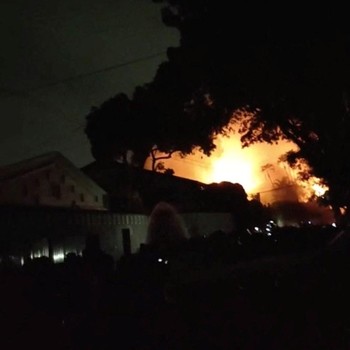 Sri Lanka Chaos, Rumah PM Ranil Wickeremshinghe Dibakar Massa