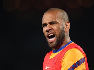 Dani Alves Gelar Pesta Usai Bebas dari Penjara